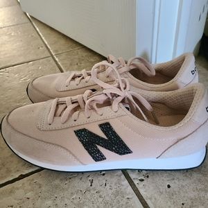 New balance pink running shoes